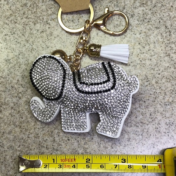 ALABAMA FANS Elephant Keychain white/blK crystal - Picture 2 of 6